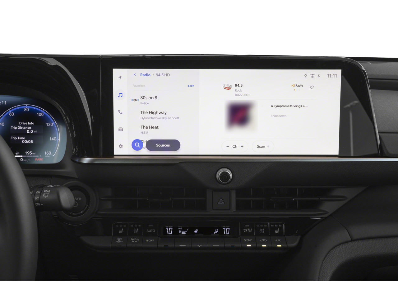 2026 Toyota Crown Signia Limited photo 4