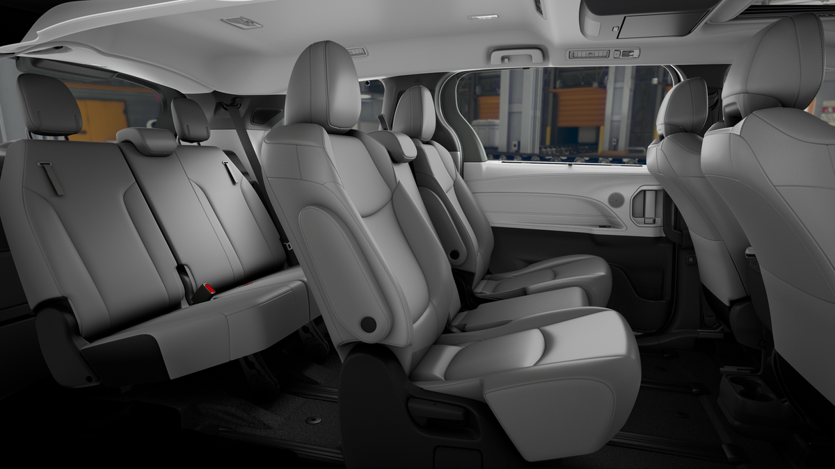 2026 Toyota Sienna XLE