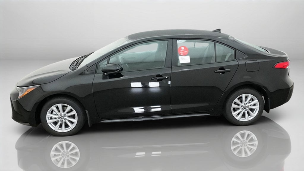 2027 Toyota Corolla LE