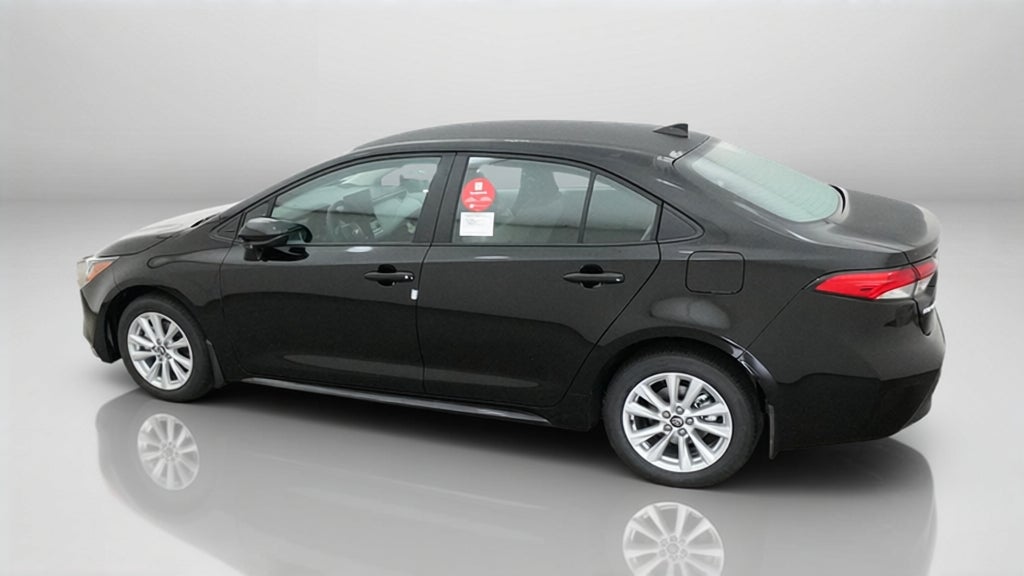 2027 Toyota Corolla LE