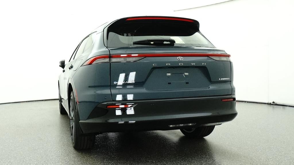 2026 Toyota Toyota Crown Signia Limited