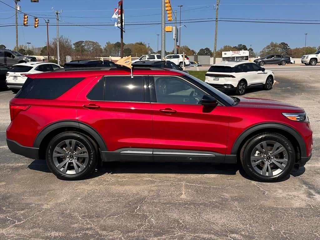 2024 Ford Explorer XLT