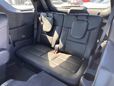 2024 Ford Explorer ST-Line