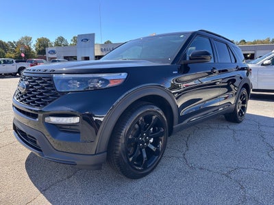 2024 Ford Explorer ST-Line