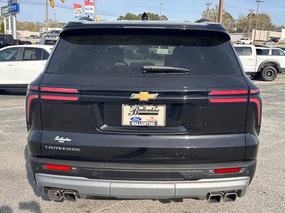 2025 Chevrolet Traverse LT