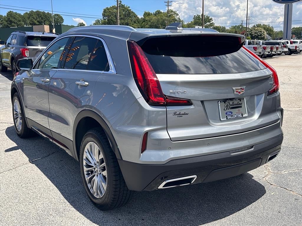 2025 Cadillac XT4 Premium Luxury