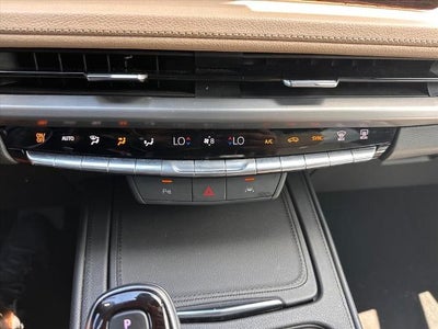 2025 Cadillac XT4 Premium Luxury