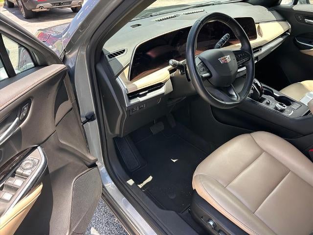 2025 Cadillac XT4 Premium Luxury