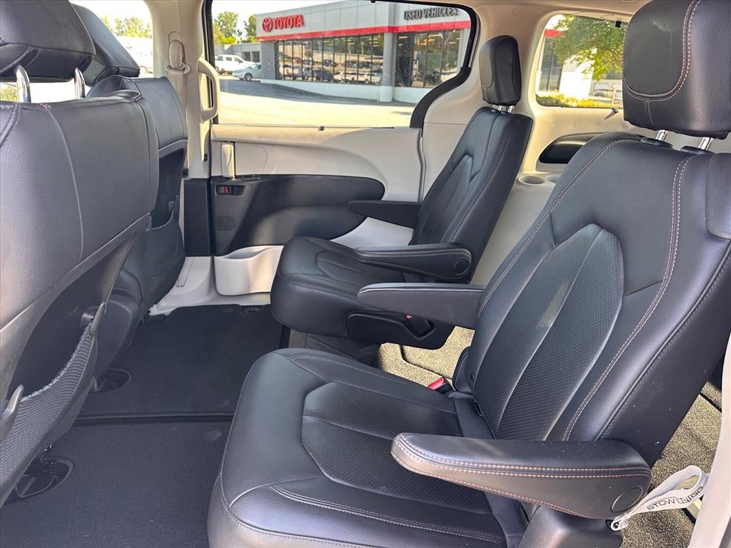 2020 Chrysler Pacifica Touring L