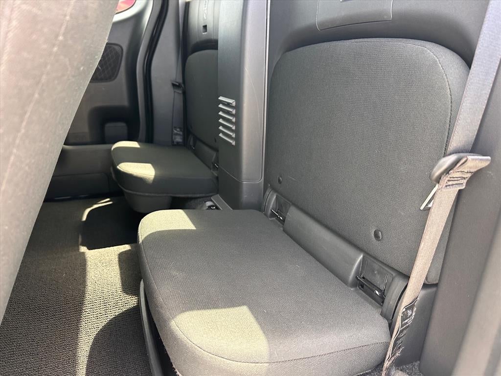 2023 Nissan Frontier S