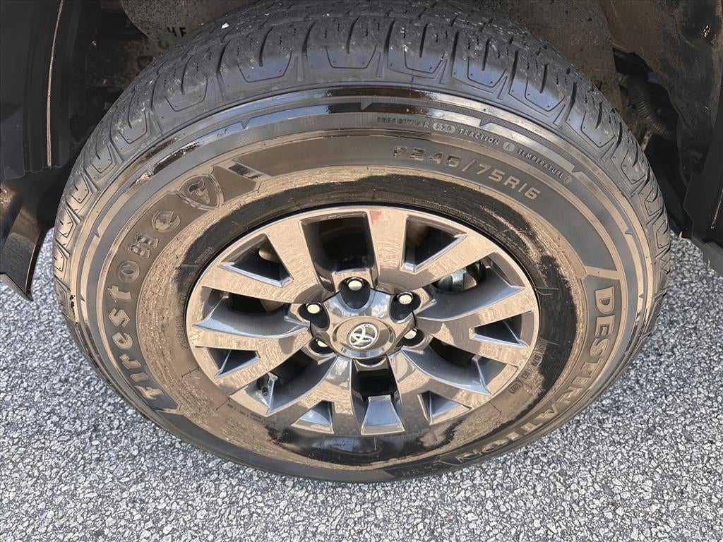 2023 Toyota Tacoma SR5 V6
