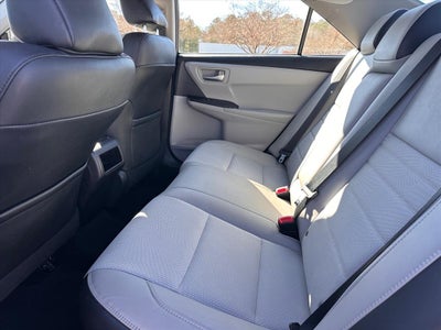 2017 Toyota Camry SE