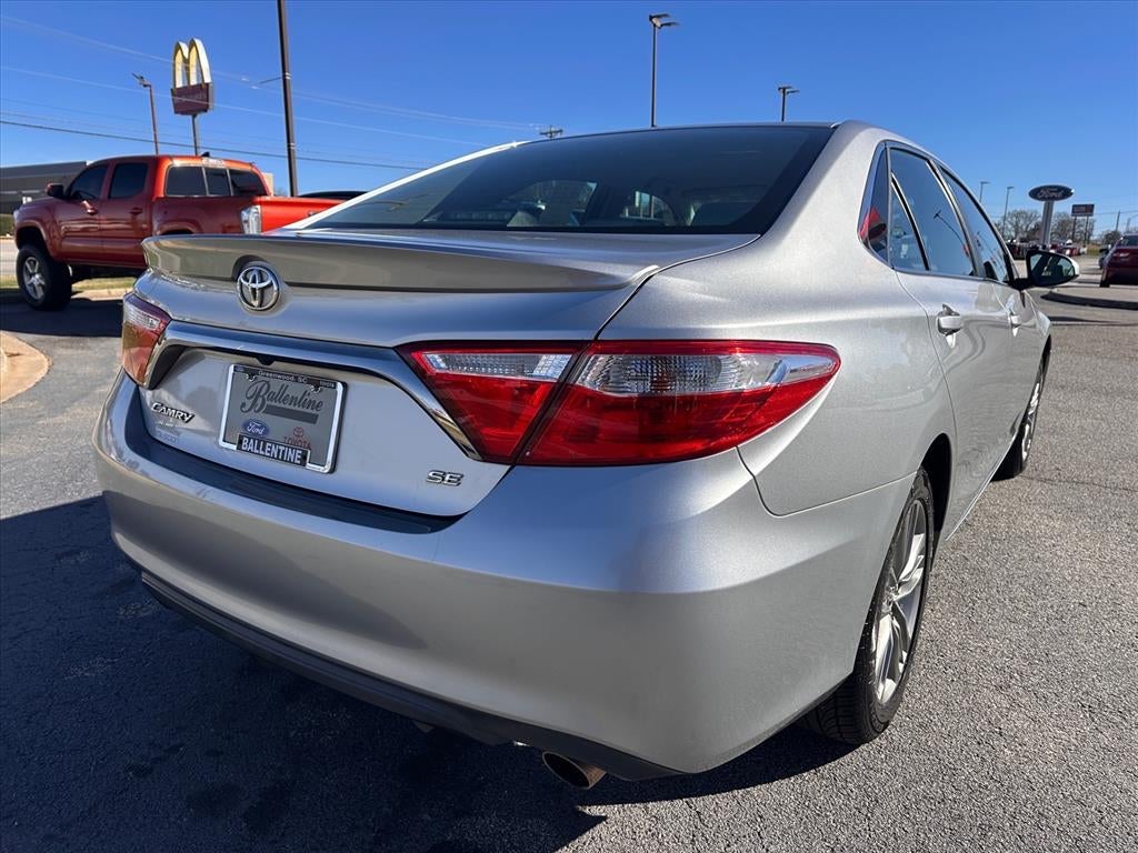 2017 Toyota Camry SE