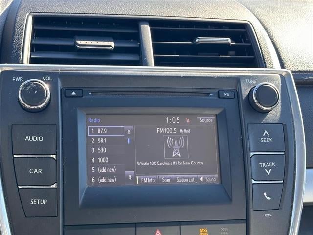 2017 Toyota Camry SE