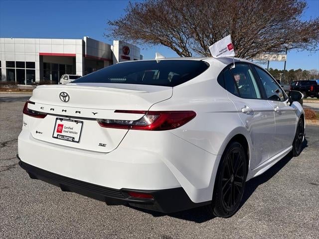 2025 Toyota Camry SE