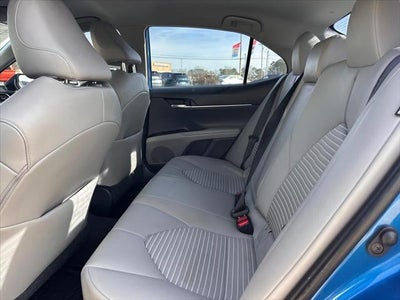 2020 Toyota Camry SE