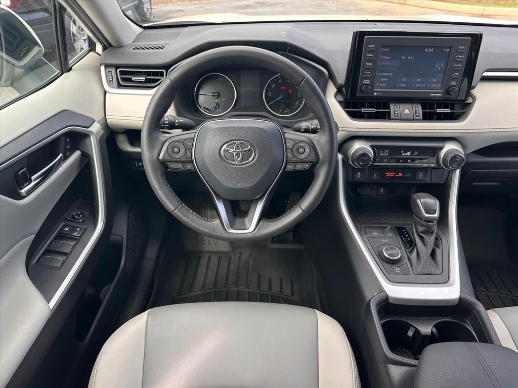 2021 Toyota RAV4 Hybrid XLE Premium