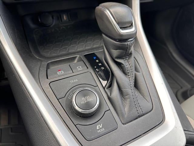 2021 Toyota RAV4 Hybrid XLE Premium