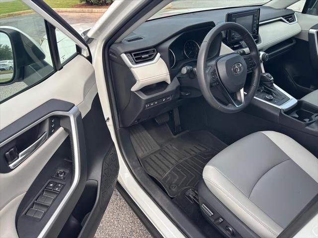 2021 Toyota RAV4 Hybrid XLE Premium
