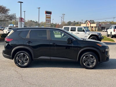 2025 Nissan Rogue SV