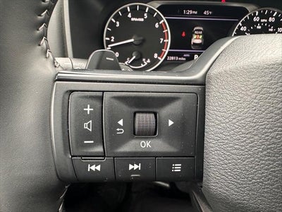 2025 Nissan Rogue SV