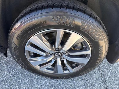 2023 Nissan Pathfinder SL