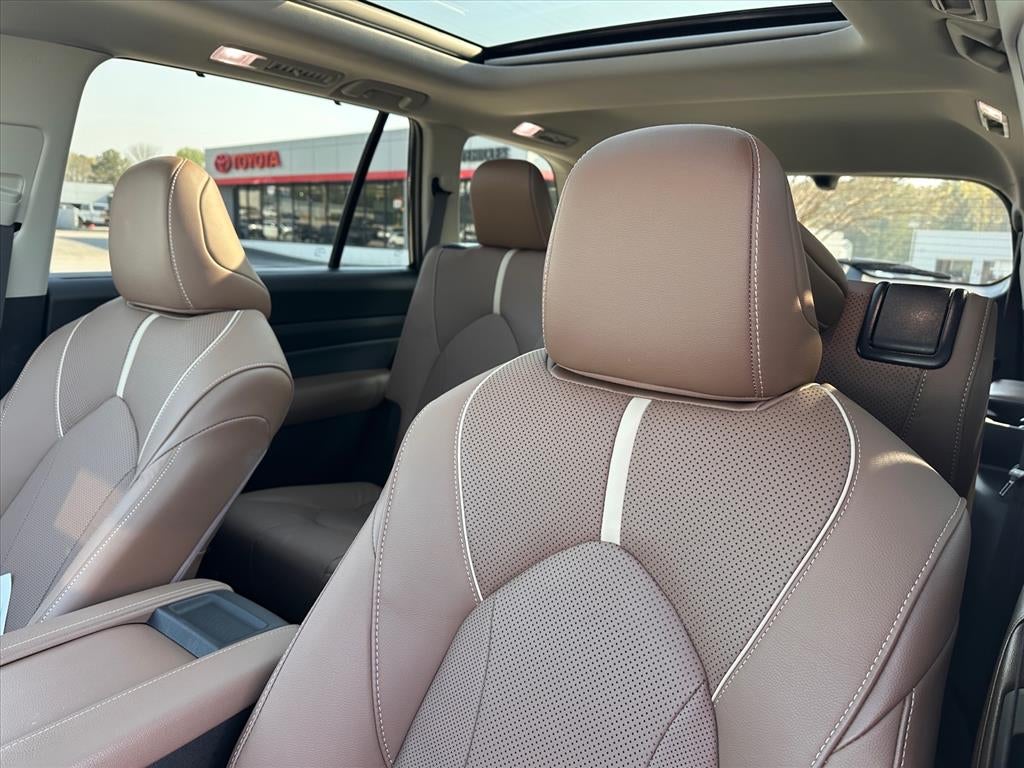 2025 Toyota Grand Highlander Platinum