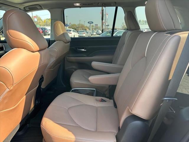 2025 Toyota Grand Highlander Platinum