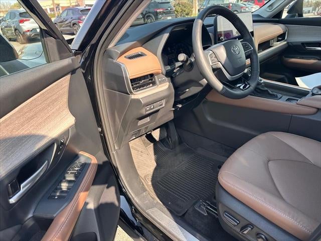 2025 Toyota Grand Highlander Platinum