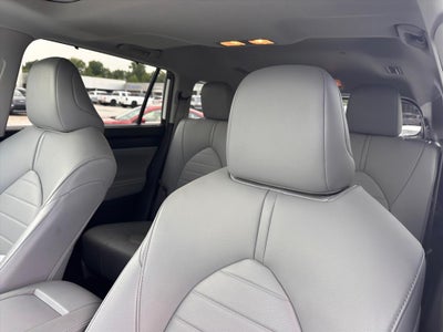 2020 Toyota Highlander Hybrid XLE