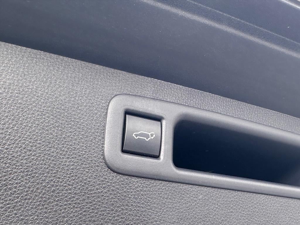 2020 Toyota Highlander Hybrid XLE