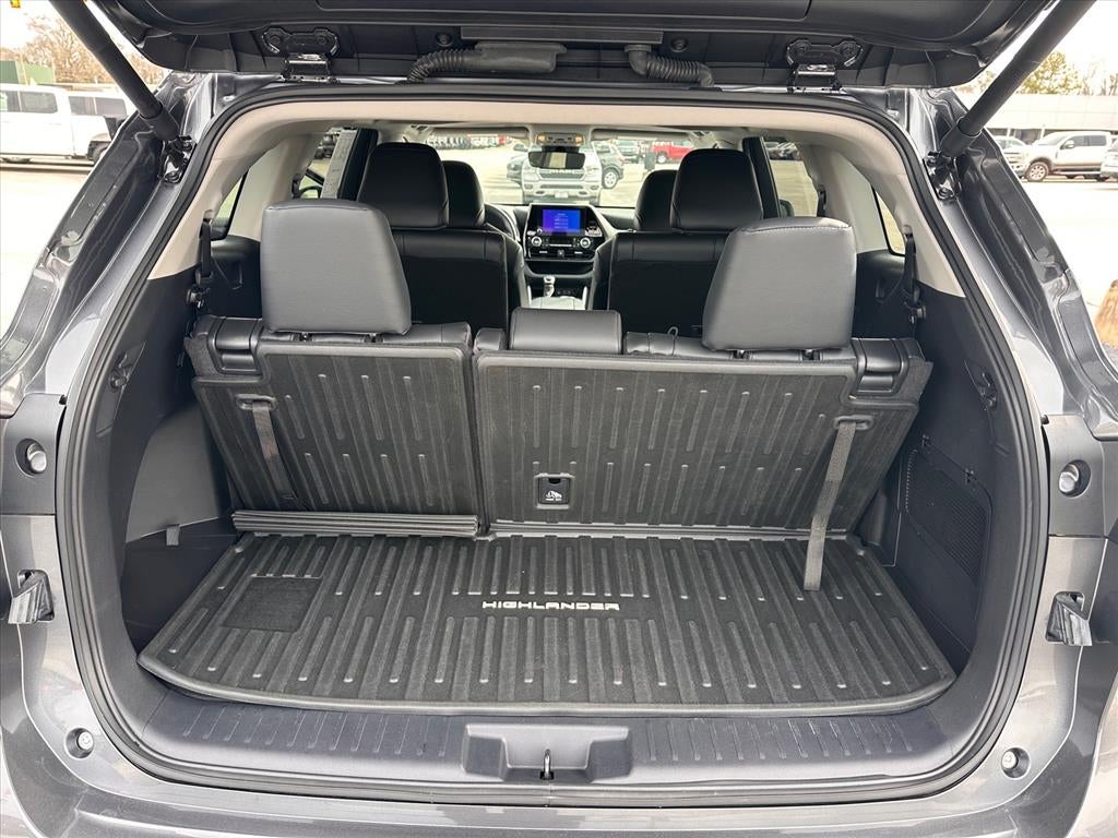 2024 Toyota Highlander Hybrid XLE