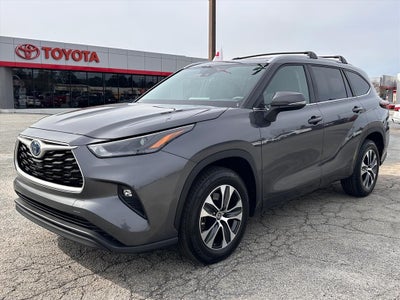 2024 Toyota Highlander Hybrid XLE
