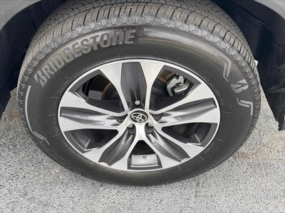 2024 Toyota Highlander Hybrid XLE