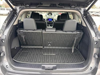 2024 Toyota Highlander Hybrid XLE