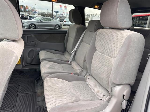 2010 Toyota Sienna LE 8-Passenger