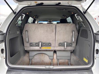 2010 Toyota Sienna LE 8-Passenger