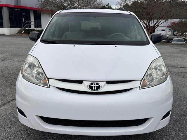 2010 Toyota Sienna LE 8-Passenger