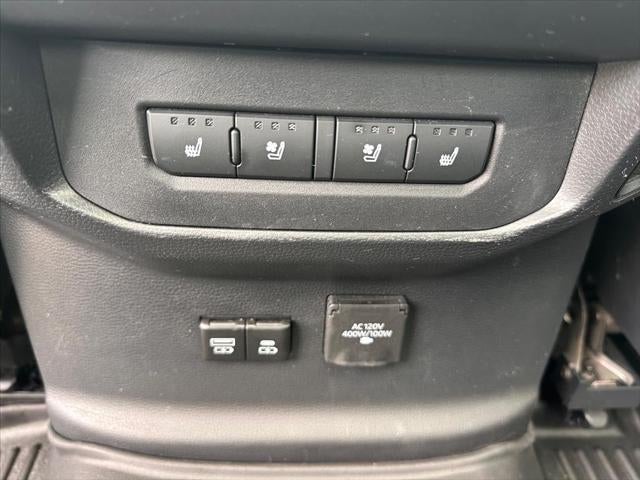 2024 Toyota Tundra Platinum HV