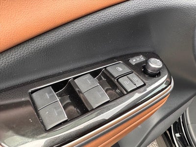 2025 Toyota Crown Signia Limited