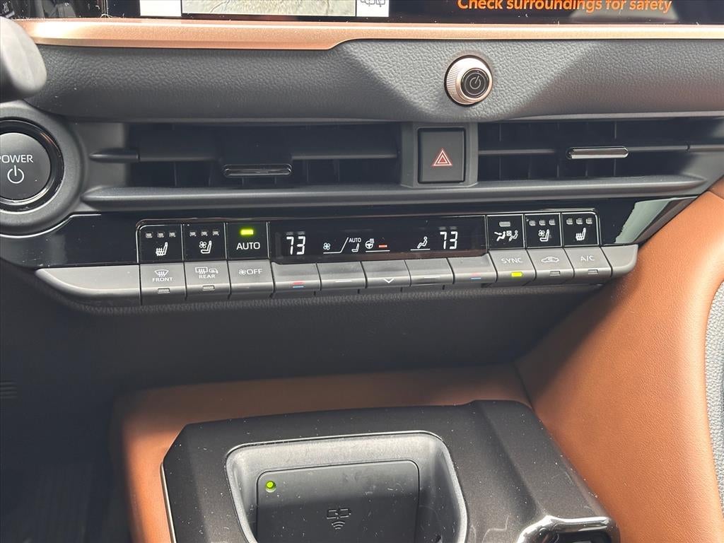 2025 Toyota Crown Signia Limited