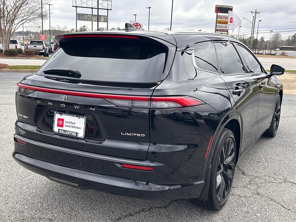 2025 Toyota Crown Signia Limited