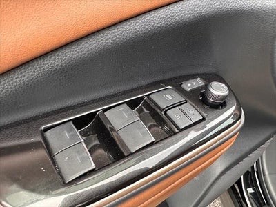 2025 Toyota Crown Signia Limited