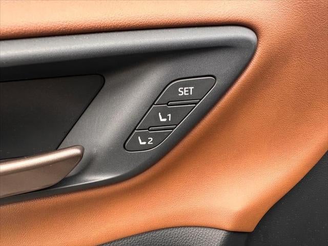 2025 Toyota Crown Signia Limited