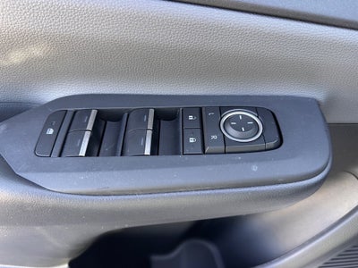 2025 Toyota Prius XLE