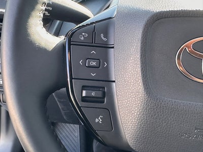 2025 Toyota Prius XLE