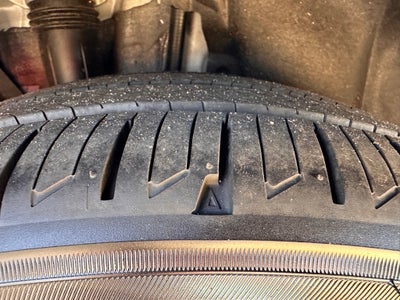 2025 Toyota Prius XLE