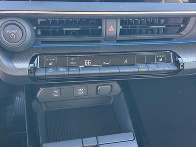 2025 Toyota Prius XLE