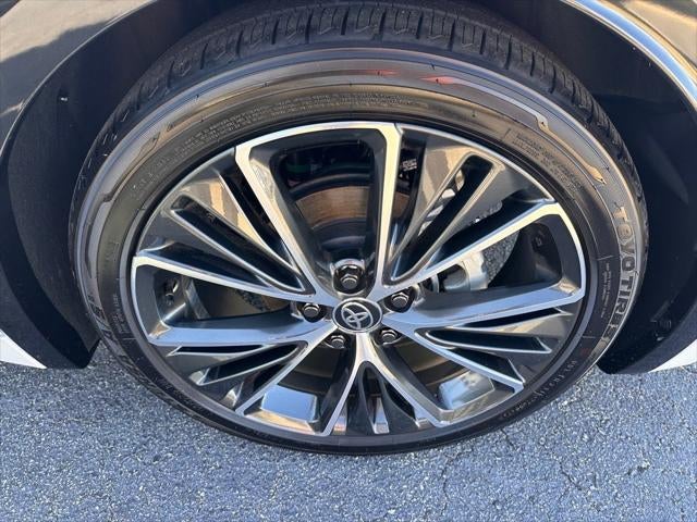 2025 Toyota Prius XLE