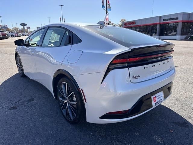 2025 Toyota Prius XLE